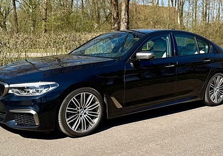 BMW M550i xDrive TÜV 03/27
