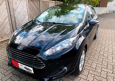 Ford Fiesta °PDC°Sitzheizung°