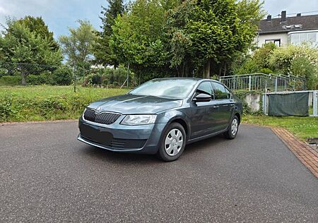 Skoda Octavia 1.6 TDI Active Active
