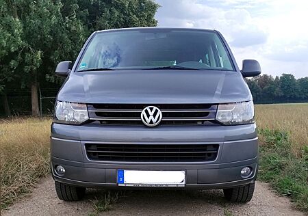 VW T5 Multivan Volkswagen Tip-Top und zuverlässig