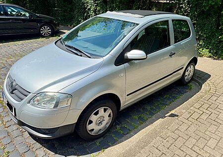 VW Fox Volkswagen 1.2 - TÜV NEU - elektr. Schiebedach