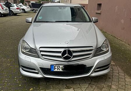 Mercedes-Benz C 220 CDI 4MATIC ELEGANCE Aut. ELEGANCE