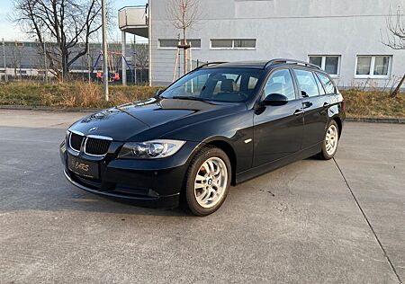 BMW 318i Touring Pano Xenon Leder