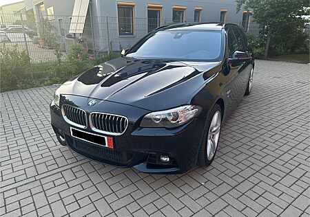 BMW 530d xDrive M-Sportpaket Panorama-Dach