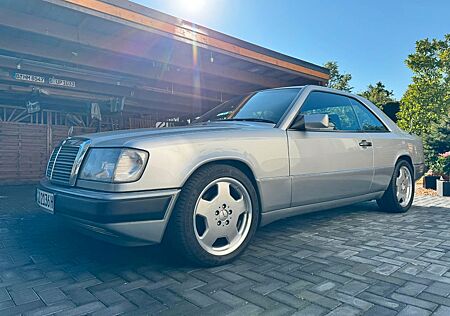 Mercedes-Benz 300