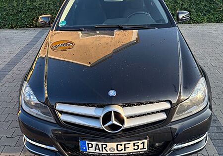 Mercedes-Benz C 250 BlueEFFICIENCY Coupé Autom. -