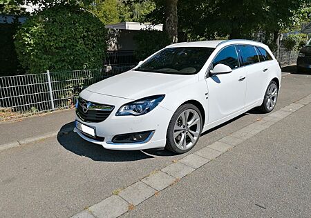 Opel Insignia ST 2.0 Autom. 4x4 OPC-line