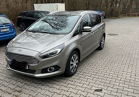 Ford S-Max 2,0 EcoBoost 176kW Titanium Automatik ...