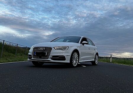 Audi A3 1.4 TFSI e-tron S tronic sport Sportback ...