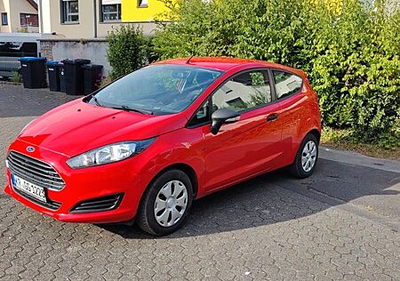 Ford Fiesta (Tüv neu / Zahnriemen neu / AHK)