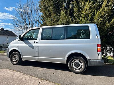 Volkswagen VW T5 2.5 TDI | 9 Sitzplätze