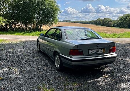 BMW 325i E36 M50B25