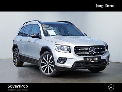 Mercedes-Benz GLB 200 d 4M // NIGHT PROGRESSIVE AHK PANO SPUR