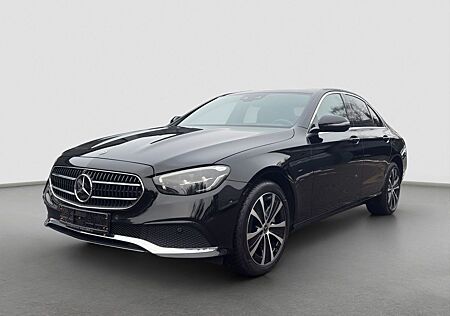 Mercedes-Benz E 300 de*4Matic*AHK*HUD*PanoD.*1.Hd.*