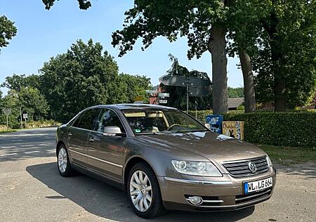 VW Phaeton Volkswagen 3.0 V6 TDI 4MOTION Tiptronic Individual