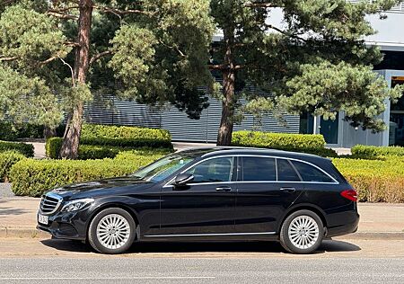 Mercedes-Benz C 220 d 4MATIC T Autom. -
