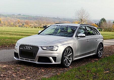 Audi RS4 4.2 | Pano 20" B&O ACC 8-fach