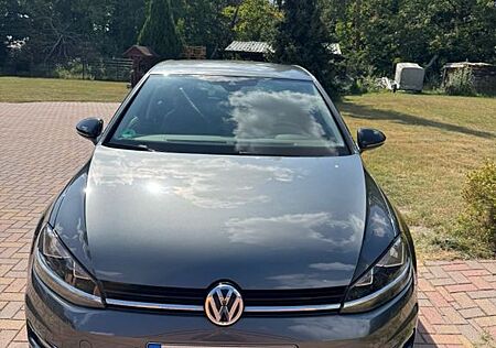 VW Golf Volkswagen 1.0 TSI OPF IQ.DRIVE IQ.DRIVE