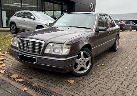 Mercedes-Benz E 220 AKTIV Aktiv