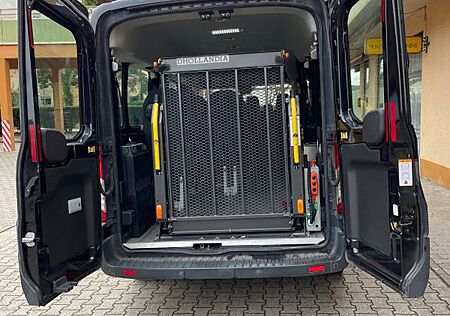Ford Transit 2,2 Behindertengerecht Rollstuhllift