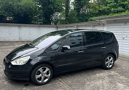 Ford S-Max 2,0 TDCi 103kW DPF Titanium Titanium