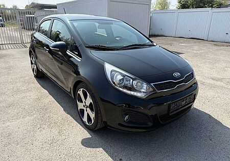 Kia Rio Platinum Edition
