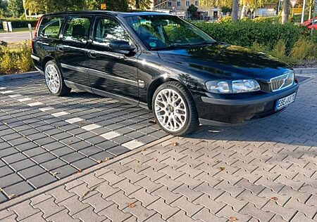 Volvo V70 2.4D