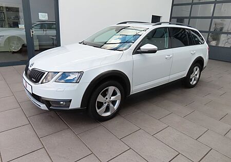 Skoda Octavia Combi 2.0 TDI Scout Navi/Klima/SHZ/DAB