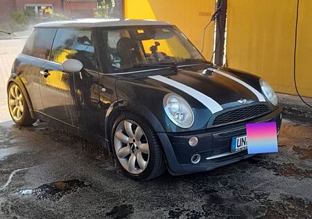 Mini Cooper 175.000 erstgel. Siehe text