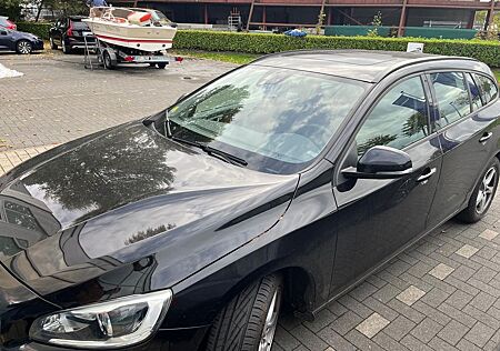 Volvo V60 Linje Busines/Navi/Cam/Klima/Si-Hz/Pdc/Cruis