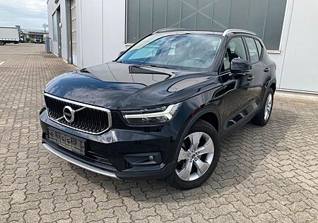 Volvo XC 40 D3 Momentum Pro AWD