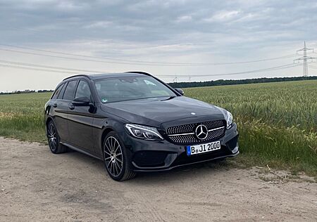 Mercedes-Benz C 400 4MATIC T AMG Neue Bremsen, Reifen, Service