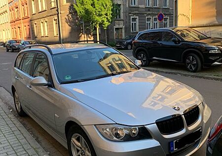 BMW 318i touring -