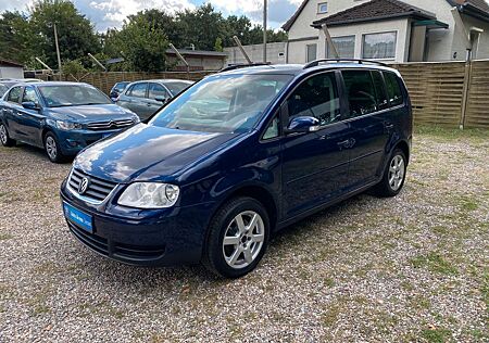 VW Touran Volkswagen Trendline / Service Tüv Neu