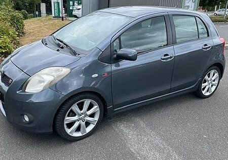 Toyota Yaris 1,8-l-Dual-VVT-i TS TS
