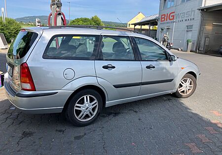 Ford Focus 1.8 Ambiente Ambiente