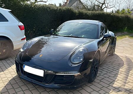 Porsche 911 Urmodell 911 Carrera 4 GTS