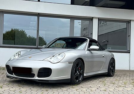 Porsche 911 Urmodell 911 Carrera 4 S CARTRONIC Motor erst 16400KM