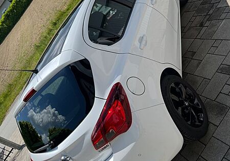 Opel Corsa 1.0 Turbo Color Edition 85kW S/S Color...