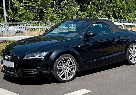 Audi TT Roadster 3.2 S tronic quattro -