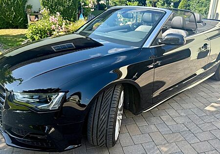 Audi A5 2.0 TDI 140kW multitr. Cab. -