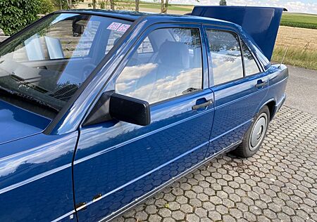 Mercedes-Benz 190