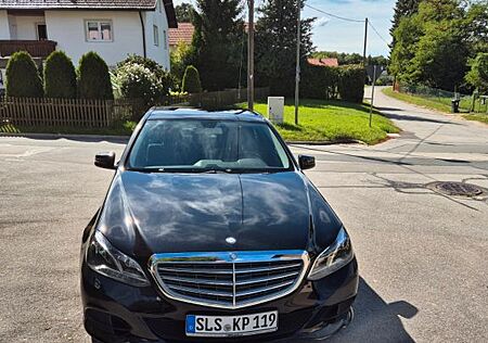 Mercedes-Benz E 300 BlueTEC -