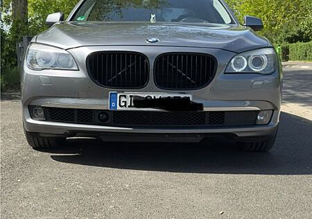 BMW 740Li F01