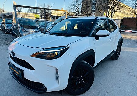 Toyota Yaris Cross 1,5*4X4*Rear.Cam*SHZ*PDC*Car-Play*