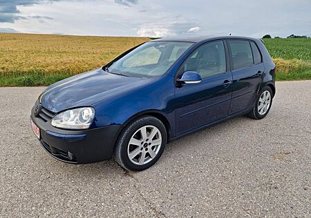 VW Golf Volkswagen 5 Lim. Individual Xenon*Leder*Navi*Tüv Neu*