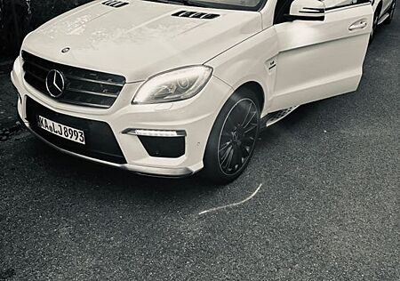 Mercedes-Benz ML 63 AMG AMG