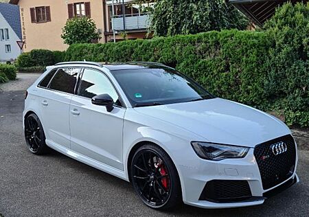Audi RS3 2.5 TFSI RS AGA/PANO/MAGNETIC/OZ/280/SERIE
