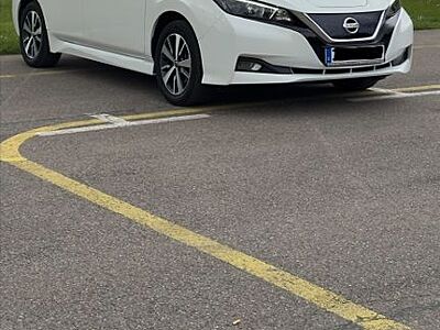 Nissan Leaf 150 PS 40KWH  2022   98% Batterie