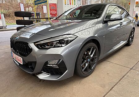 BMW 218 i M Sport Gran Coupé+Live+LED+AHK+PDC+SHZ+1H